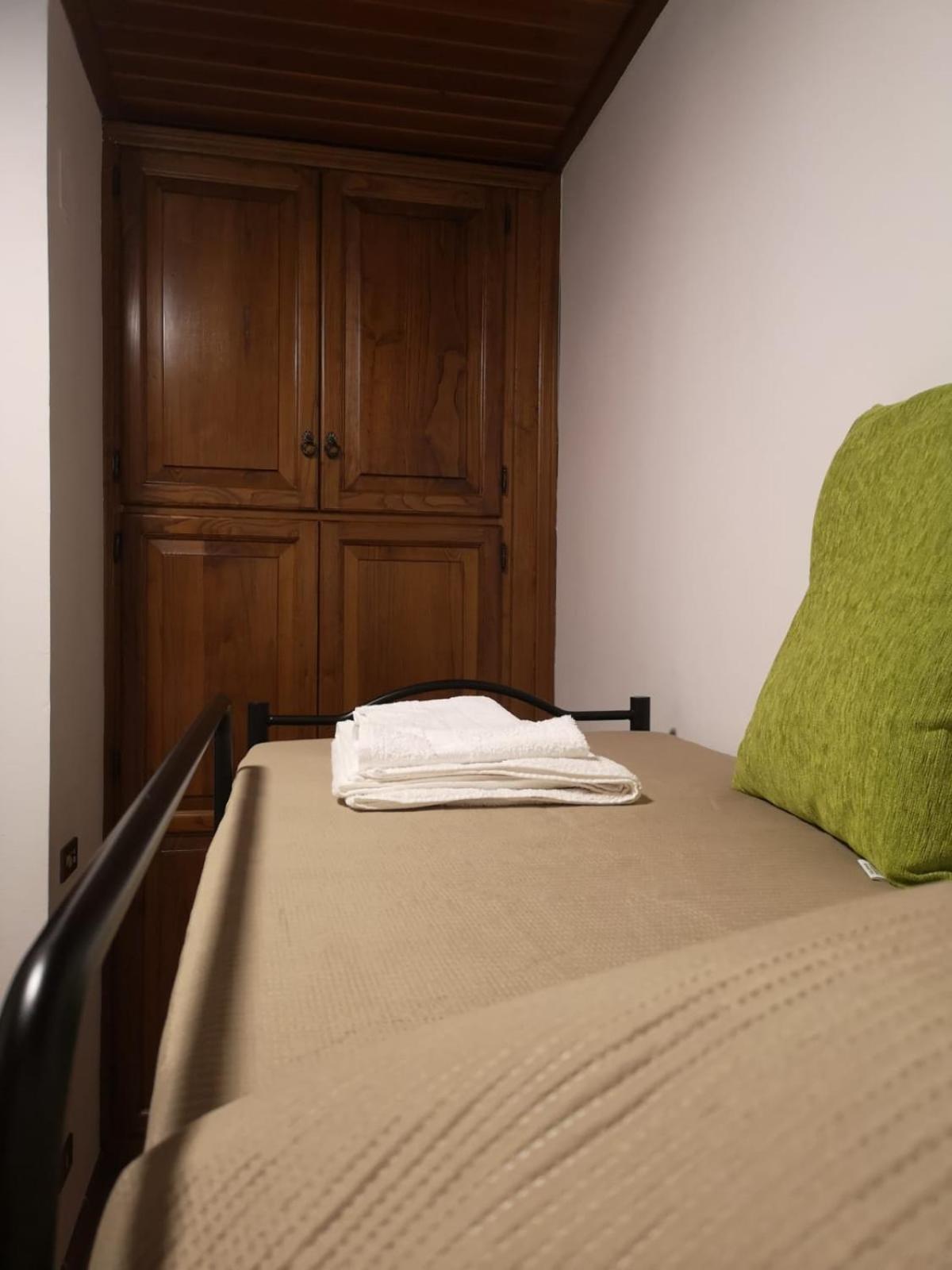 Villa Calcerame Montelepre Zimmer foto